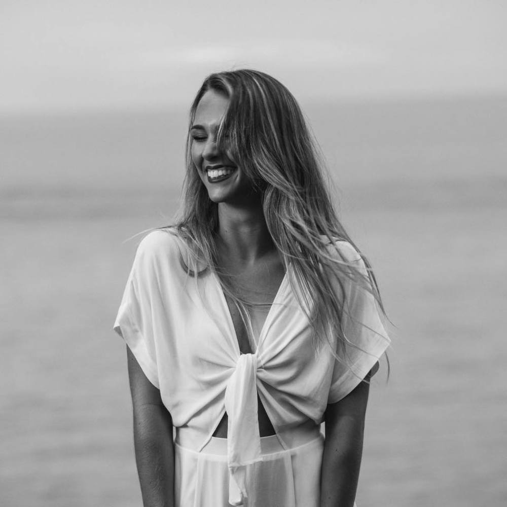 Meet your Posher, Hallee